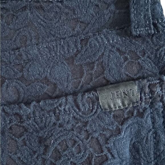7 for all Mankind Jen 7 Lace Overlay Pants Women sz 4 Navy ankle skinny Feminine - Picture 13 of 13